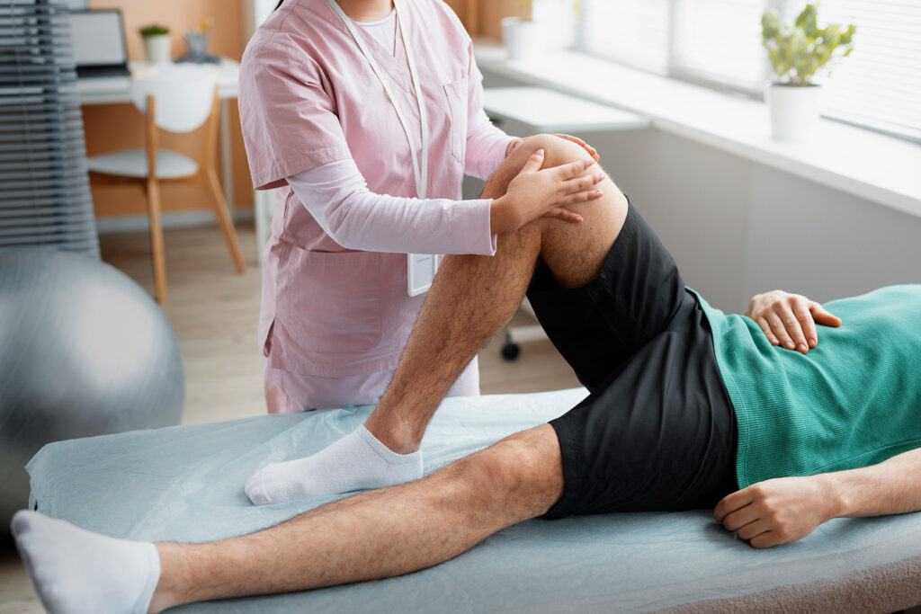 goldcare physiotherapy rehabiliation clinic toronto vaughan home 14